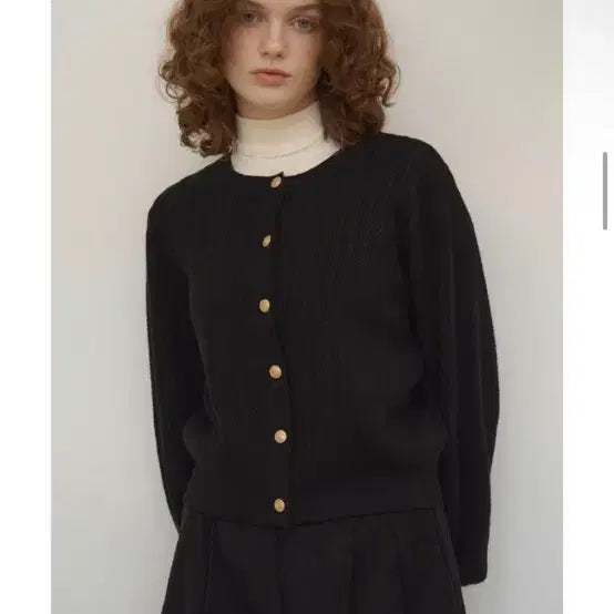 [BUNJANG] Vanillanite Chris Gold Button Cashmere Cardigan Black / 바닐라니트 크리스 골드 버튼 캐시미어 가디건 블랙