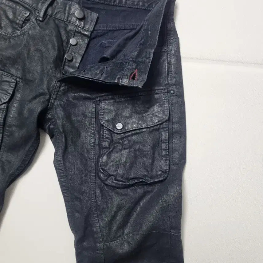 [BUNJANG] Ralph Lauren Black Label Coated Cargo Jeans / 랄프로렌 블랙라벨 블랙 코팅 카고 진