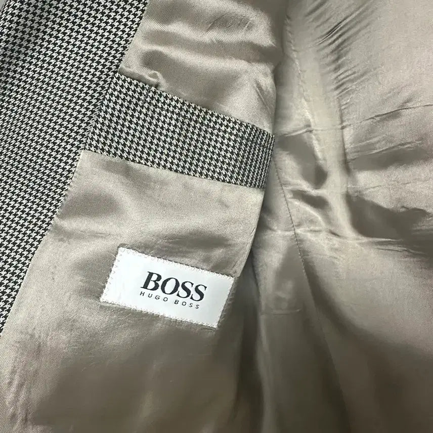 [BUNJANG] Hugo Boss Houndstooth Wool Silk Jacket / 휴고 보스 하운드투스 울 실크 자켓 52사이즈 판매