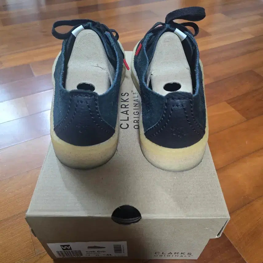 [BUNJANG] Clarks Desert Trek Cup Black Suede Boots / 클락스 데저트 트렉 컵 블랙 스웨이드