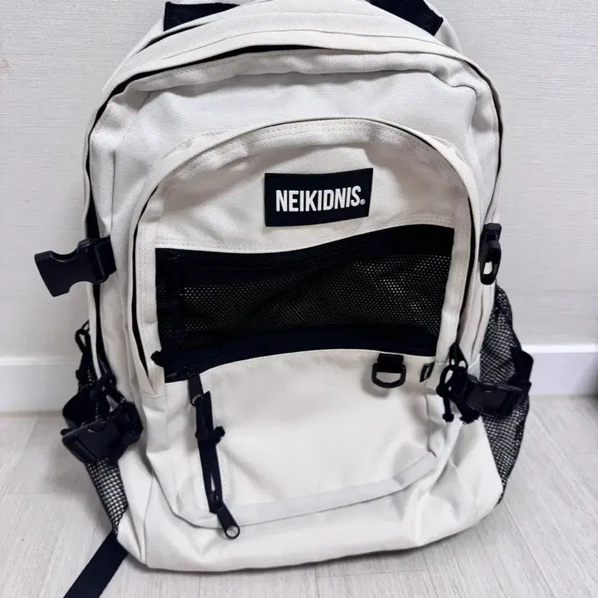 [BUNJANG] Nakedis Absolute Ivory Backpack / 네이키드니스 앱솔루트 아이보리 백팩