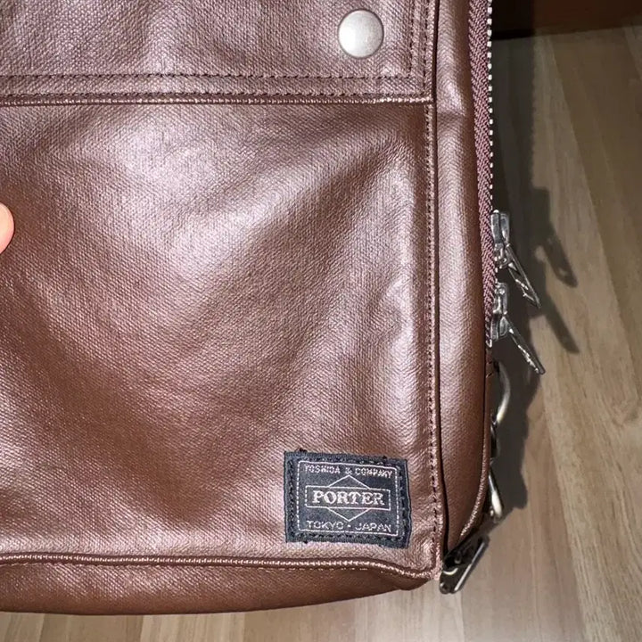 [BUNJANG] Porter Yoshida Freestyle Brown Crossbody Bag / 요시다 포터 프리스타일 브라운 크로스백 a급(착샷O)