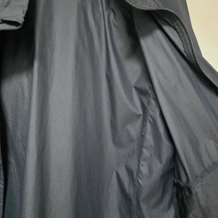 [BUNJANG] Columbia Windbreaker XL Black / 콜롬비아 바람막이 XL 블랙