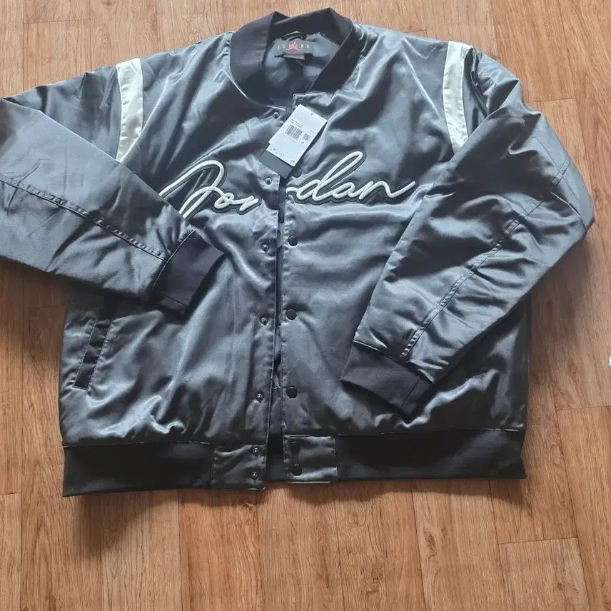 [BUNJANG] Jordan Satin Varsity Jacket XXL / 새상품 조던 새틴 바시티 자켓 XXL