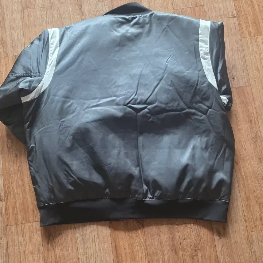 [BUNJANG] Jordan Satin Varsity Jacket XXL / 새상품 조던 새틴 바시티 자켓 XXL