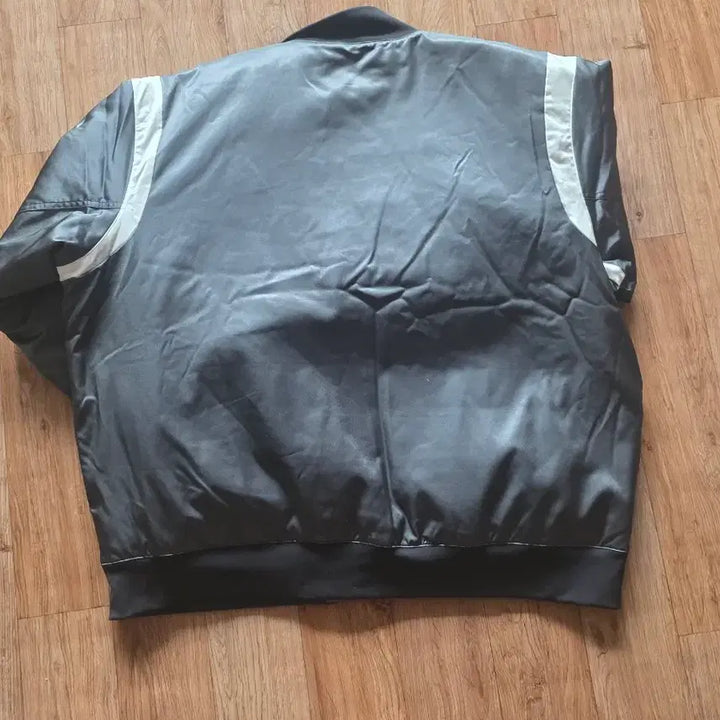 [BUNJANG] Jordan Satin Varsity Jacket XXL / 새상품 조던 새틴 바시티 자켓 XXL