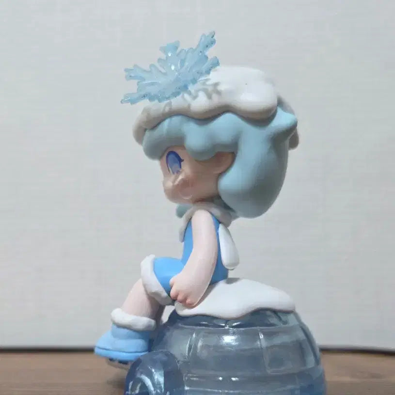 [BUNJANG] Pop Mart Azura Natural Elements Series Snow Figure / 팝마트 피규어 아주라 자연원소 눈 (상자x 카드x)