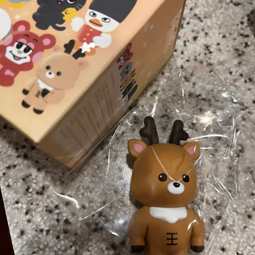 [BUNJANG] RIIZE Wooraekbam Figure (Sealed) / 라이즈 피규어 우락밤 미개봉