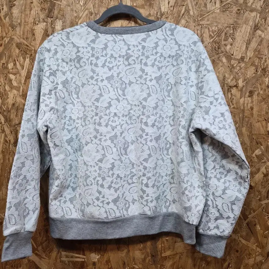 [BUNJANG] PLASTIC ISLAND Lace Sweatshirt T-Shirt / [PLASTIC ISLAND 레이스 맨투맨 티셔츠]