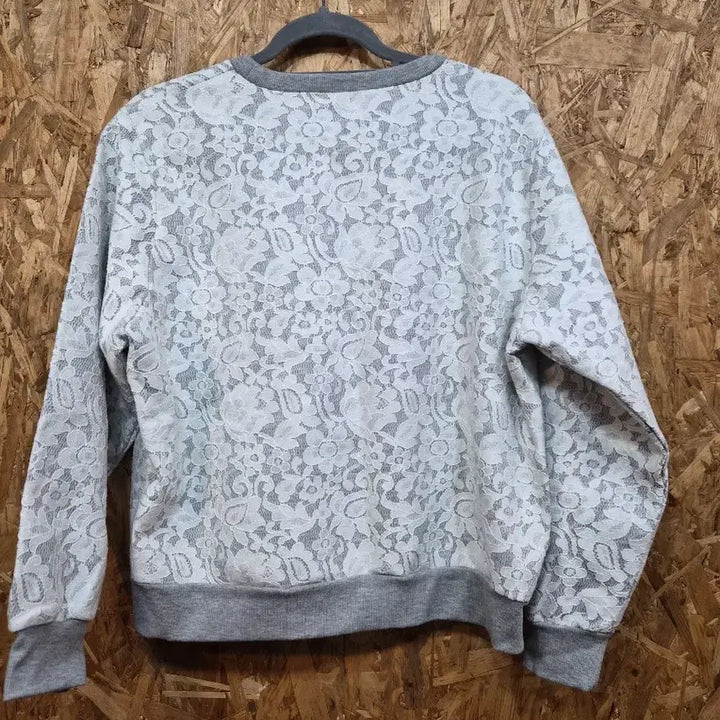 [BUNJANG] PLASTIC ISLAND Lace Sweatshirt T-Shirt / [PLASTIC ISLAND 레이스 맨투맨 티셔츠]