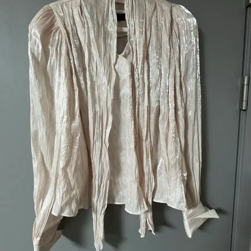 [BUNJANG] Post Motion Tie Blouse / 포스트모니션 타이 블라우스