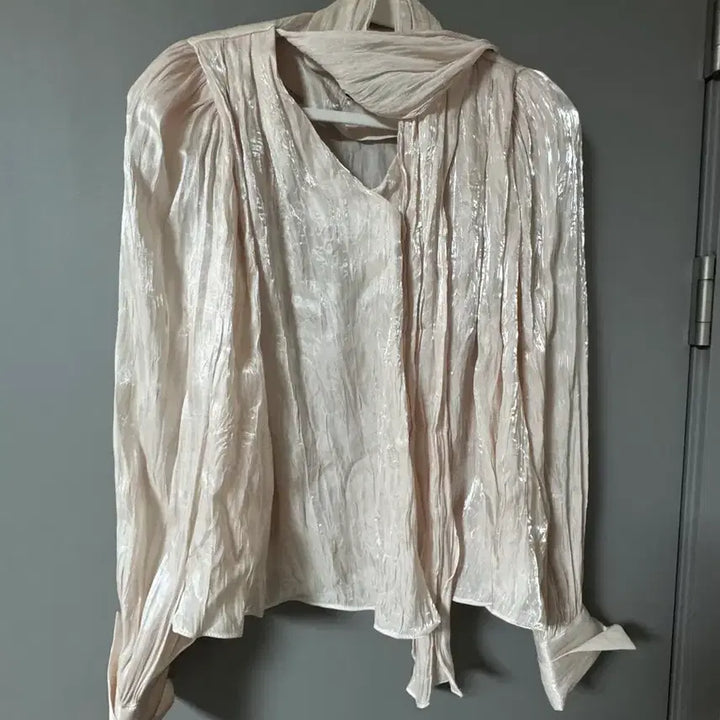 [BUNJANG] Post Motion Tie Blouse / 포스트모니션 타이 블라우스