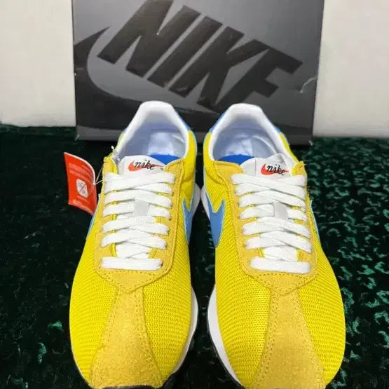 [BUNJANG] Nike LD-1000 Sneakers / 여성용(정품 나코탭 새상품)나이키 너무 이쁜색상(230~250사이즈)