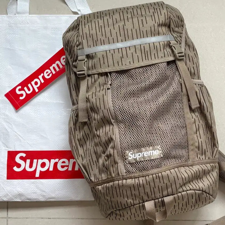 [BUNJANG] Supreme Backpack Tan Raindrop / Supreme 슈프림 백팩 탄 레인드롭