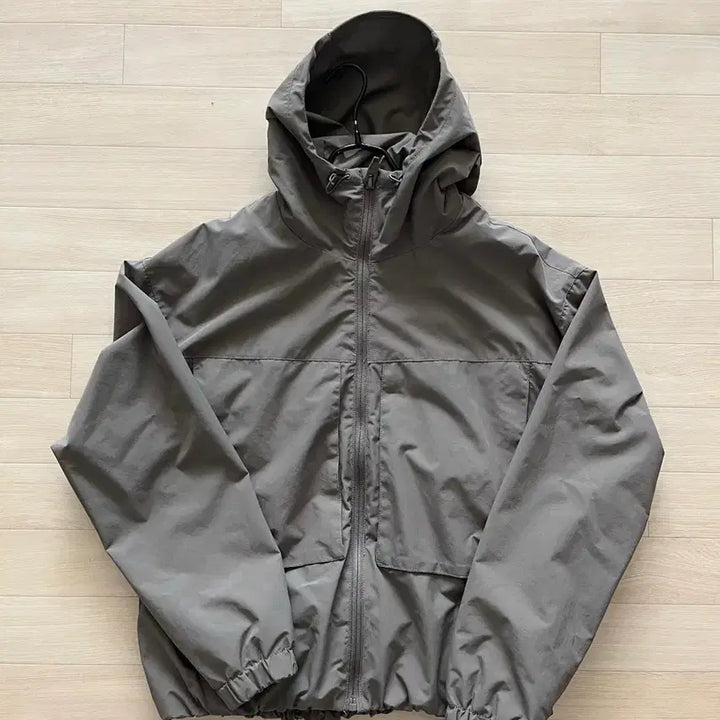 [BUNJANG] ZARA Waterproof Combi Plus Jacket M / 자라 워터프루프 콤비 플러스 하이테크 점퍼 m