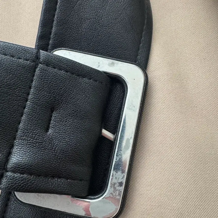 [BUNJANG] BRON Two-Tone Leather Trench Coat / 브론 배색 반반 레더트렌치코트