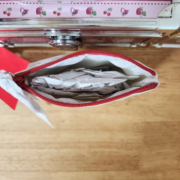 [BUNJANG] Sanrio Hello Kitty Coin Purse with Carabiner / 헬로키티 동전지갑!