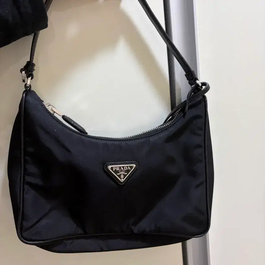 [BUNJANG] Prada Hobo Bag / 프라다 호보백 판매합니다 상태좋음