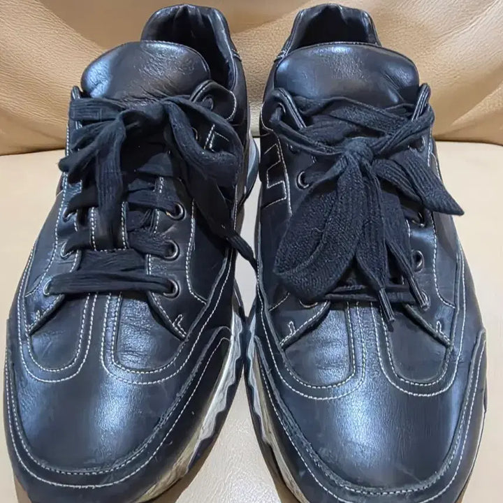 [BUNJANG] Hermes Black Sneakers (Size 43) / 에르메스 블랙 스니커즈 43 사이즈