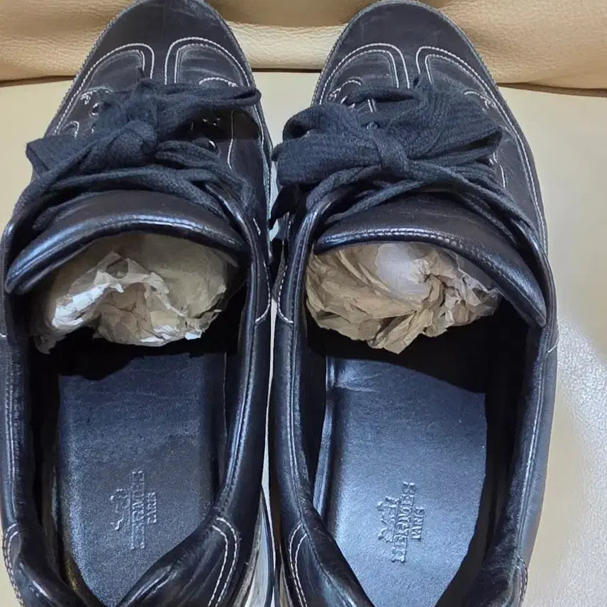 [BUNJANG] Hermes Black Sneakers (Size 43) / 에르메스 블랙 스니커즈 43 사이즈