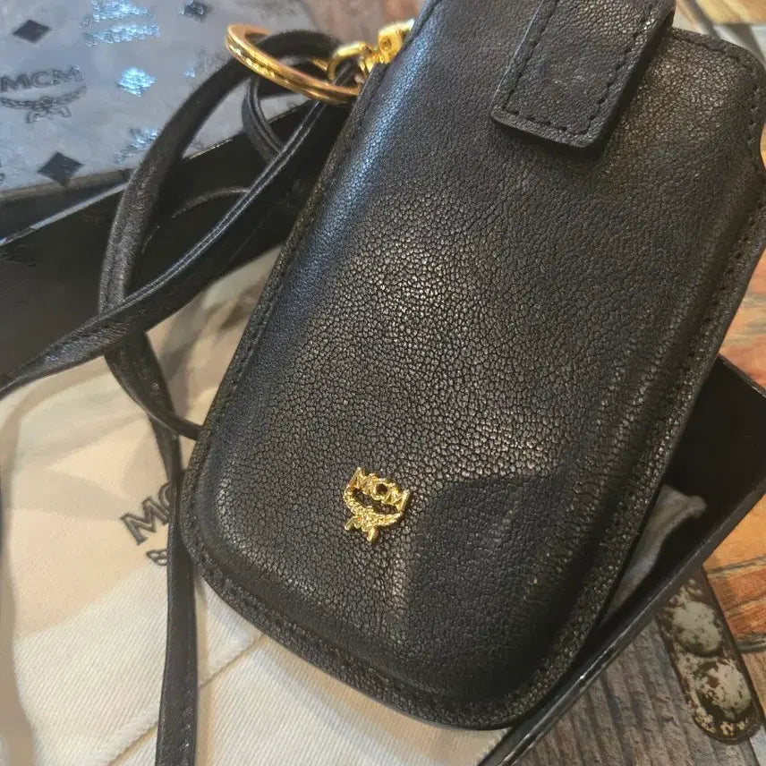 [BUNJANG] MCM Leather Card Wallet with Keyring / MCM 블랙 가죽 카드지갑 키링 + 풀박스