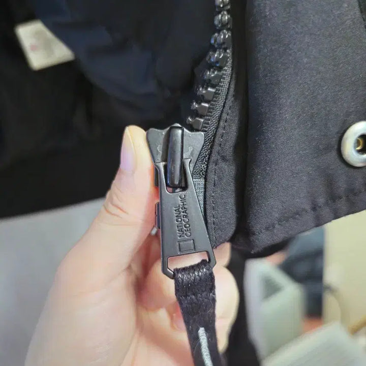 [BUNJANG] National Geographic Taruga Duck Down Padded Jacket (S) - Black / [빵빵함 상태좋음] 내셔널지오그래픽 덕다운 패딩 타루가 S 블랙