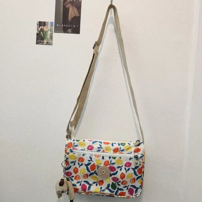 [BUNJANG] Kipling Fruit Pattern Crossbody Bag / 키플링 과일패턴 크로스백 가방