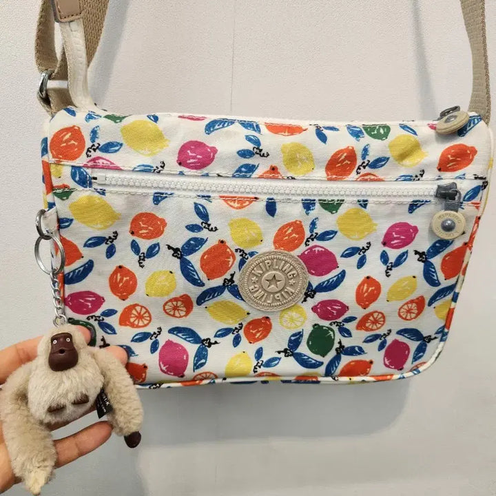 [BUNJANG] Kipling Fruit Pattern Crossbody Bag / 키플링 과일패턴 크로스백 가방