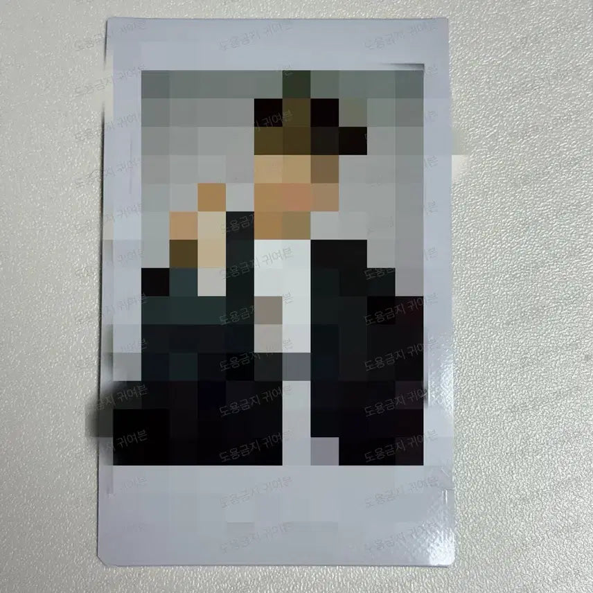 [BUNJANG] Infinite L Myungsoo Signed Polaroid / 인피니트 엘 김명수 미공개 폴라로이드 싸폴 양도 포카 싸인폴라