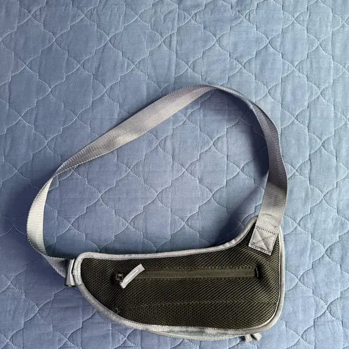 [BUNJANG] Diesel Crossbody Bag / 디젤 가방