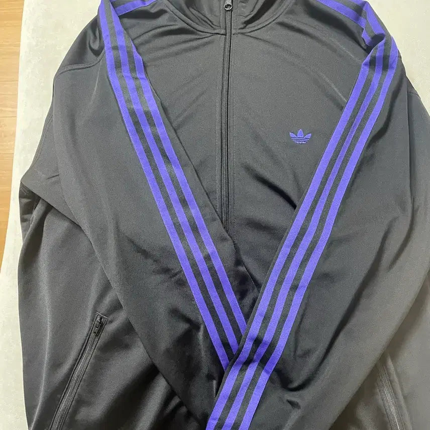 [BUNJANG] Adidas Black/Purple Tri-Stripe Track Top / 아디다스 블랙/보라색 삼선 트랙탑