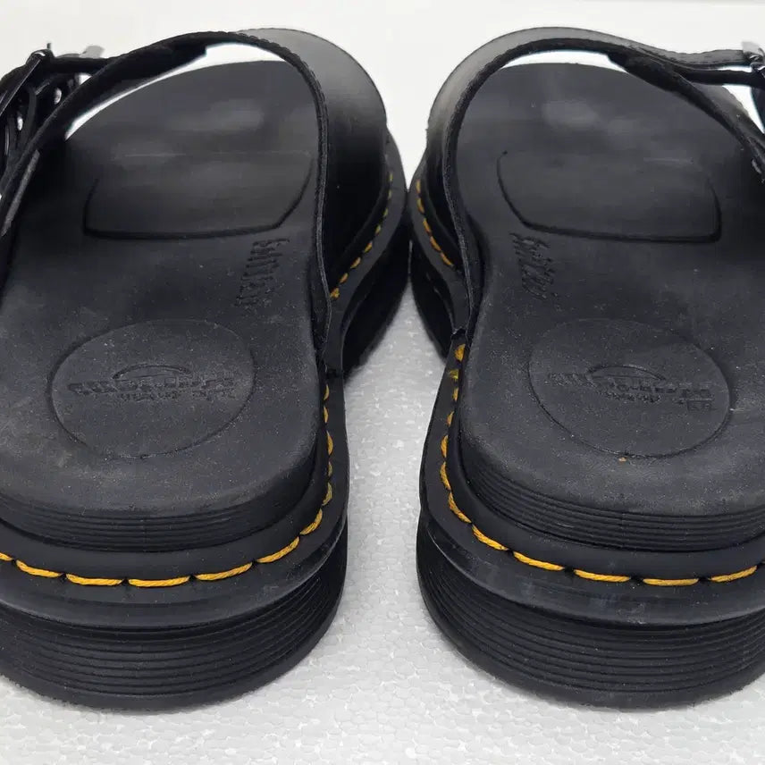 [BUNJANG] Dr. Martens Darc Hydo Slippers Black 280mm / 닥터마틴 닥스하이드로 슬리퍼 블랙 280