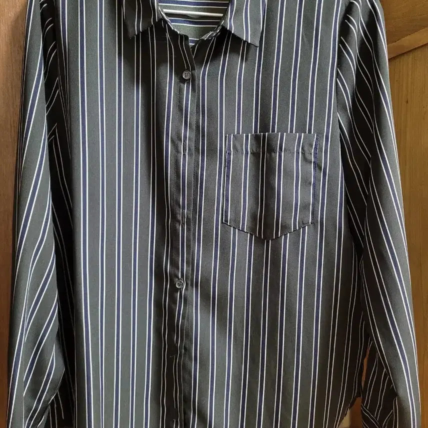 [BUNJANG] LIST Stripe Shirt Size 66 / 리스트(LIST) 스트라이프 셔츠 66