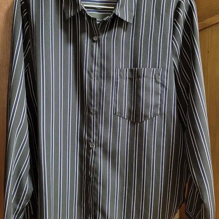 [BUNJANG] LIST Stripe Shirt Size 66 / 리스트(LIST) 스트라이프 셔츠 66