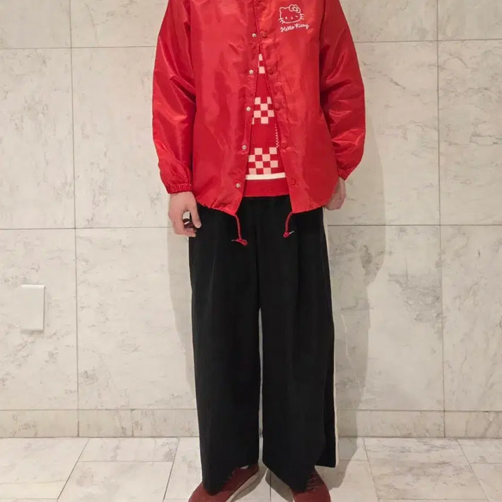 [BUNJANG] Kitty Red Polyester Unlined Coach Jacket / 키티 레드 폴리에스터 언라이닝 코치 재킷