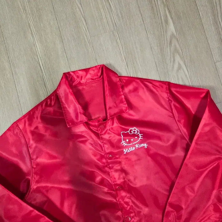 [BUNJANG] Kitty Red Polyester Unlined Coach Jacket / 키티 레드 폴리에스터 언라이닝 코치 재킷