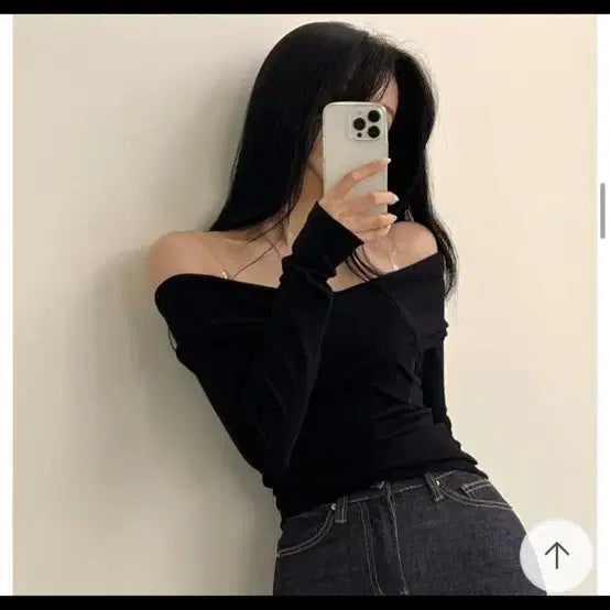 [BUNJANG] Andmore Off-Shoulder Ribbed Wrap Long Sleeve Top / 앤드모어 오프숄더 골지 랩셔링 긴팔티셔츠