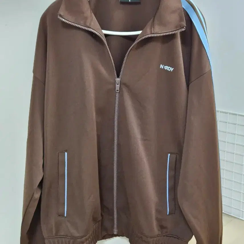 [BUNJANG] NERDY Jacquard Tape Track Top Red Brown / 널디 자카드 테잎 트랙탑 져지 s  레드브라운 판매(마지막할인)