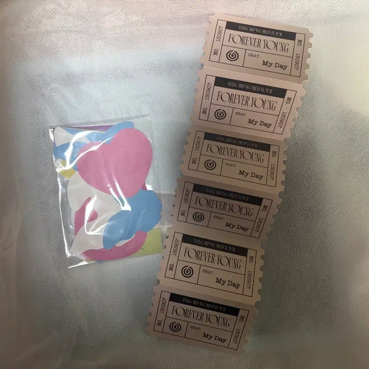 [BUNJANG] Day6 Stamp &amp; Confetti Set / 데이식스 우표 &amp; 컨페티 세트