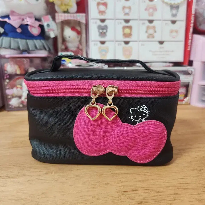 [BUNJANG] Hello Kitty Black Pouch / 헬로키티 블랙 파우치