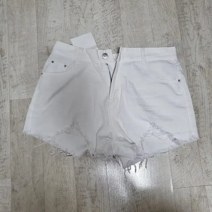 [BUNJANG] White Denim Cut-Off Shorts / 화이트 데님 컷팅 반바지 숏팬츠