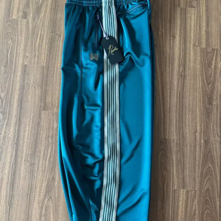 [BUNJANG] Needles HD Track Pants Green / xs)니들스 hd트랙팬츠 그린 26ss