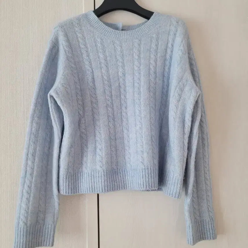 [BUNJANG] Club Monaco Cable Knit Sweater XS / 클럽모나코 케이블 니트 스웨터 XS