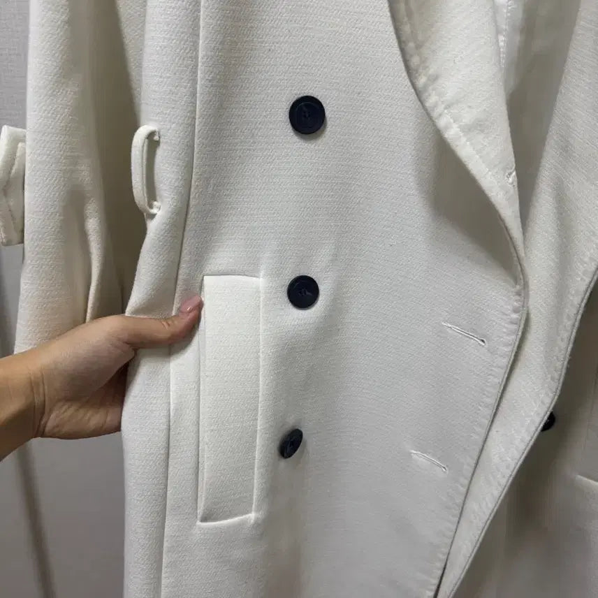 [BUNJANG] K&amp;K Ivory Double Button Long Trench Coat / K&amp;K 아이보리  더블 버튼 롱  트렌치 코트 루즈핏 박시