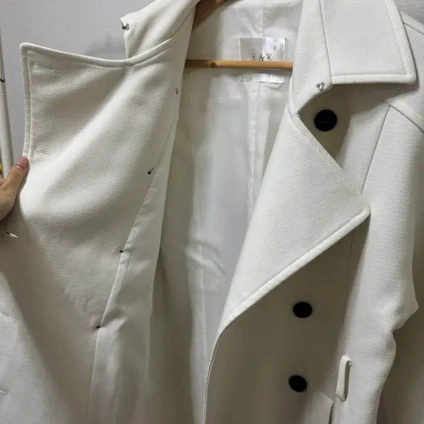 [BUNJANG] K&amp;K Ivory Double Button Long Trench Coat / K&amp;K 아이보리  더블 버튼 롱  트렌치 코트 루즈핏 박시