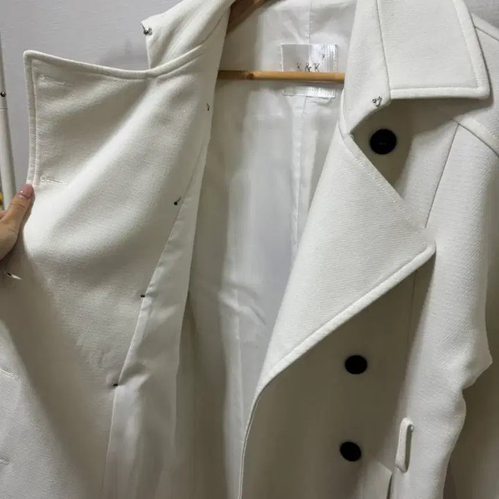 [BUNJANG] K&amp;K Ivory Double Button Long Trench Coat / K&amp;K 아이보리  더블 버튼 롱  트렌치 코트 루즈핏 박시