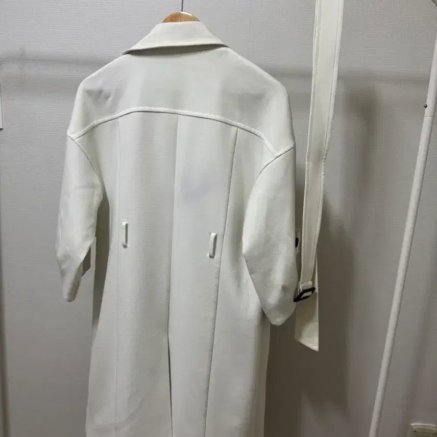 [BUNJANG] K&amp;K Ivory Double Button Long Trench Coat / K&amp;K 아이보리  더블 버튼 롱  트렌치 코트 루즈핏 박시