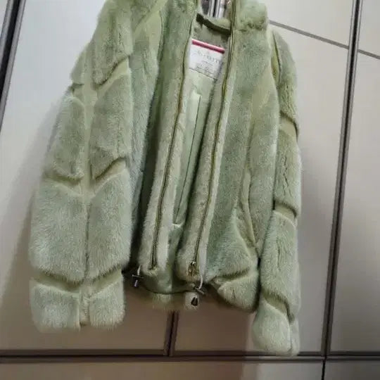 [SOLD OUT] 코펜하겐 후드밍크코트  (55-66상태최상)