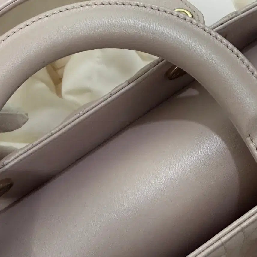 [BUNJANG] Dior Lady Dior Medium Handbag / 레이디디올백 펄핑크/블러쉬핑크 미듐