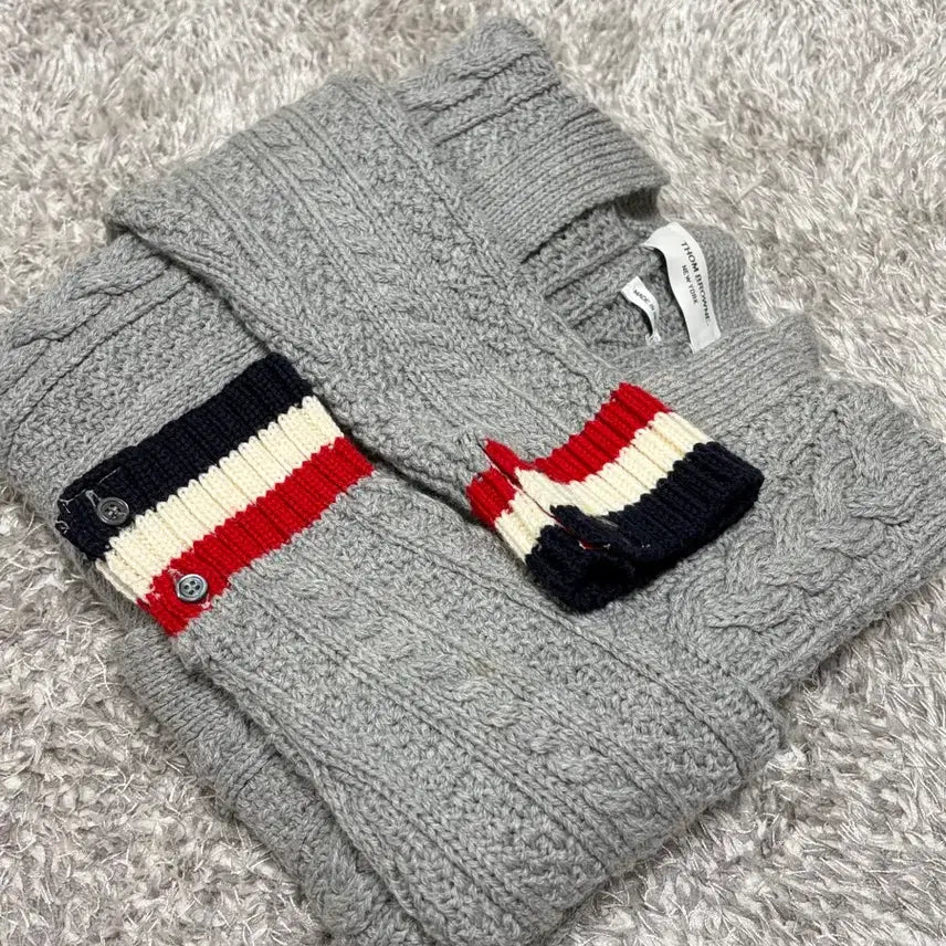 [BUNJANG] Thom Browne Cardigan (Size 100-105) / 톰브라운정품 가디건100-105